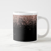 Roze Goud Roze Glitter Modern Monogram Naam Grote Koffiekop (Rechts)