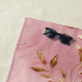 Roze gouden bladeren strandlaken (In situ)