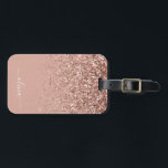 Roze Gouden Blush Roze Meisjesachtige Glitter Mono Bagagelabel<br><div class="desc">Roze Goud - Blush Roze Glitter Glans Monogram Naam Bagage Tag. Dit is het perfecte cadeau voor een sweet 16 verjaardag,  trouwfeest,  bruidsfeest,  babyshower of vrijgezellenfeest voor iemand die reist in stijl.</div>