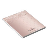 Roze gouden confetti monogram initiaal patroon notitieblok (Schuin)