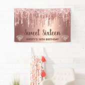 Roze Gouden Druppende Glitters & Diamanten Sweet 1 Spandoek (Insitu)