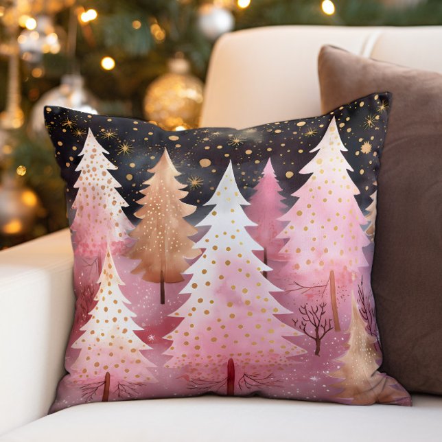 Roze Gouden Kerstbomen Sneeuwvlokken Nachtlucht Kussen (Pink Christmas trees and gold snowflakes on black holiday decorator pillow)
