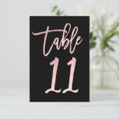 Roze Gouden Roze Folie Moderne Script Tafel Nummer Kaart (Staand voorkant)