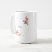 Roze Gouden Vlinder Bloem Latte Mok – Aangepaste N (Voorkant links)