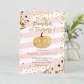Roze goudpompoen Eerste verjaardag Uitnodiging (Staand voorkant)