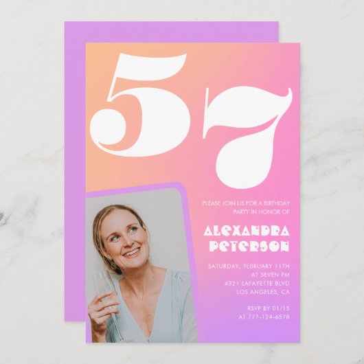 Roze Gradiënt 57e verjaardag uitnodiging Retro Fot (Voorkant / Achterkant)