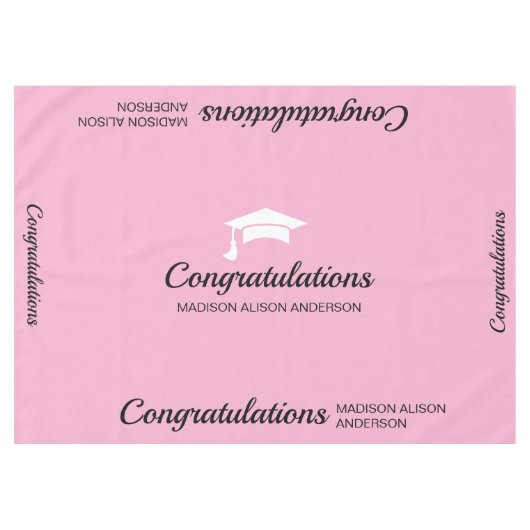 Roze Graduation Cap tafelkleed (Voorkant (Horizontaal))