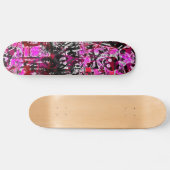 Roze Graffiti Skull Skateboard Deck (Horizontaal)