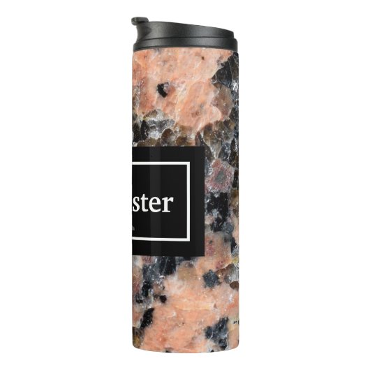 Roze Graniet Rock Textuur met Naam en Monogram Thermosbeker (Geroteerd rechts)