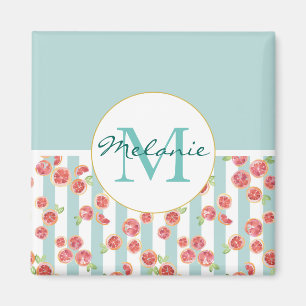 Roze grapefruitpatroon op het groene stripmonogram magneet