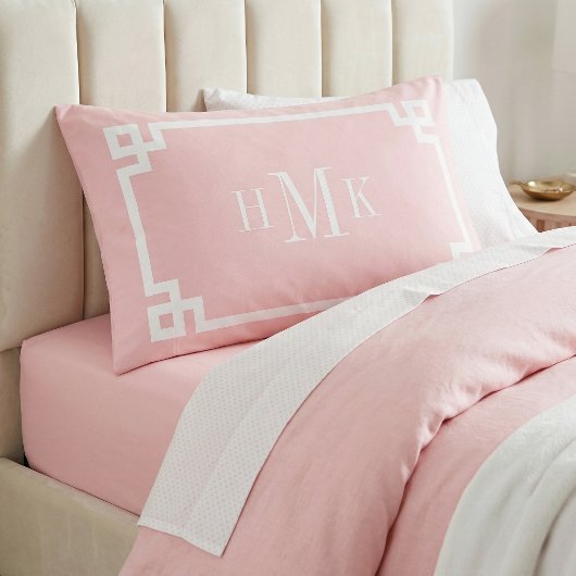Roze Griekse Sleutel Monogram Standaard Paar Kussensloop
