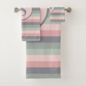 Roze Grijs en Groen Horizonaal Gestreept Bad Handdoek (Insitu)