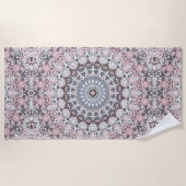 Roze Grijs en Wit Mandala Patroon Strandlaken (Voorkant)