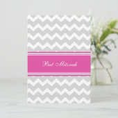 Roze grijze Chevron Bat Mitzvah Invitaties Kaart (Staand voorkant)
