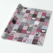 Roze & grijze patchwork harten cadeaupapier (Uitgerold)