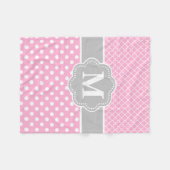Roze grijze Stippen Quatrefoil Monogram Fleece Deken (Voorkant (Horizontaal))