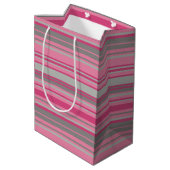 Roze Grijze Strepen Medium Cadeauzakje (Achterkant Gekanteld)