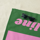 Roze Groen Moderne Abstracte Geometrische Geperson Strandlaken (In situ)