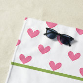 Roze & Groen Pickleball Paddle Monogram Crest Strandlaken (In situ)