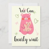 Roze groene en gele, kronkelige beer baby shower kaart (Voorkant)