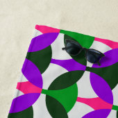 Roze Groene Mod Patroon Strandlaken (In situ)