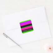 Roze/groene neonstrepen vierkante sticker (Envelop)