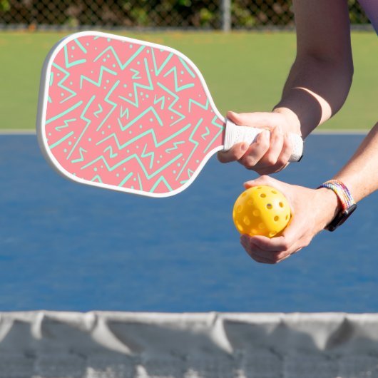 Roze & Groene Retro Psychedelische Ontwerp Pickleball Paddle (Insitu)