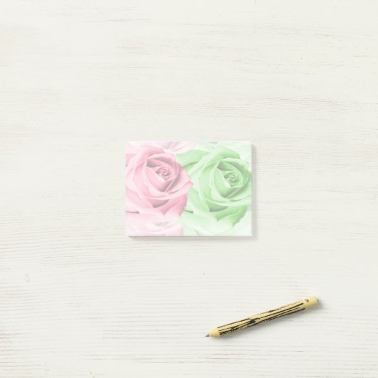 Roze & Groene Rozen Elegante Sticky Notes (Op bureau)