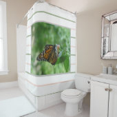 Roze groene strepen Monarch Butterfly Douchegordijn (In situ)