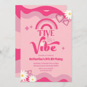 Roze Groovy Five is Vibe Birthday Uitnodiging (Voorkant / Achterkant)