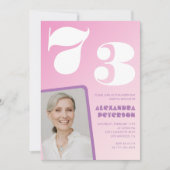 Roze Groovy uitnodigingen 73ste verjaardag Retro F (Voorkant)