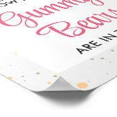 Roze Gummy Beer Gissen Spel Meisje Baby shower Poster (Hoek)
