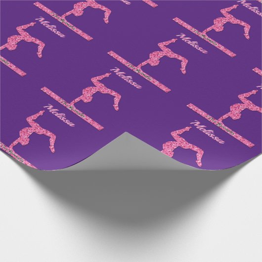 Roze Gymnastiek Meisje Sparkle Balance Beam Cadeaupapier (Hoek)