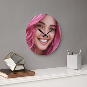 Roze Haar Lachende Vrouw Portret Wandklok