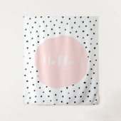 Roze Hallo Typografie Polka Dot Stippen Dance Wandkleed (Voorkant)