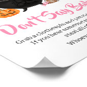 Roze Halloween-Baby Brouwt Niet Zeggen Baby Poster (Hoek)