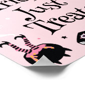 Roze Halloween Baby shower Geen Tricks Gewoon Trea Poster (Hoek)