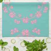 Roze handdoek op Blauwgroen handdoek (Gevouwen)