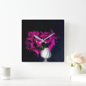 Roze hart in het zwart vierkante klok (Huis)