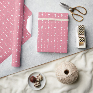 Roze harten aan een touwtje Gelukkig Valentijnsdag Cadeaupapier