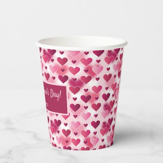 Roze harten en aangepaste tekst - thema Valentijns Papieren Bekers (Achterkant)