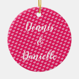 Roze harten gepersonaliseerde keramische kerstvers keramisch ornament