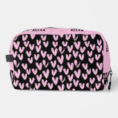 Roze harten op zwart met aangepaste naam toilettasje (Voorkant)
