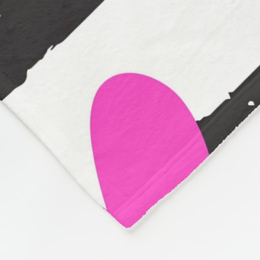 Roze harten op zwarte en witte strepen fleece deken (Hoek)