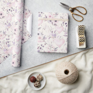 Roze Harten Paarse Bloemen Verjaardag Cadeaupapier