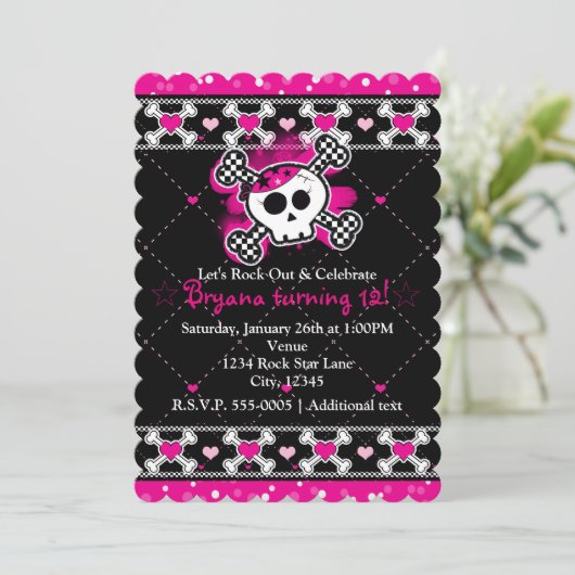 Roze Harten, Skull & Crossbones Party Uitnodiginge Kaart (Staand voorkant)