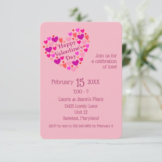 Roze Hartjes Valentijnsdag Feest Uitnodiging (Staand voorkant)