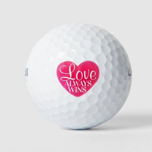 Roze hartliefde altijd wint golfballen (Voorkant)
