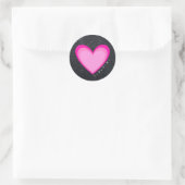 Roze hartliefde ronde sticker (Tas)