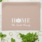 Roze Herfst Thuis Witte Pompoen Aangepaste Familie Theedoek (Gevouwen)